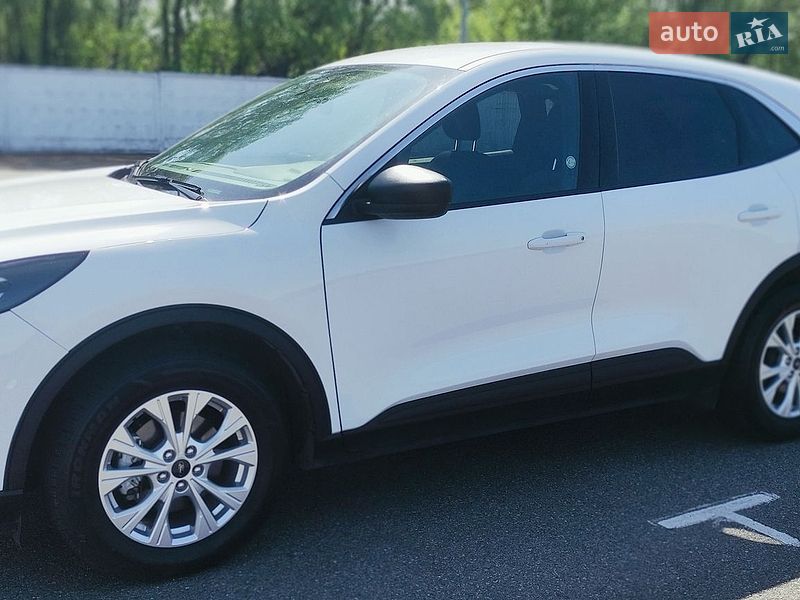 Позашляховик / Кросовер Ford Escape 2023 в Києві