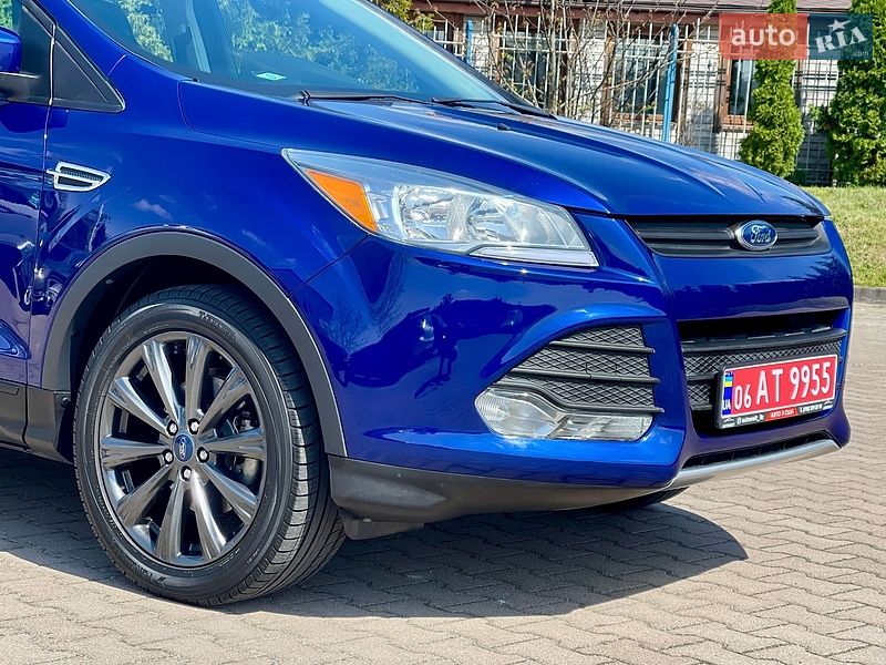 Позашляховик / Кросовер Ford Escape 2015 в Житомирі