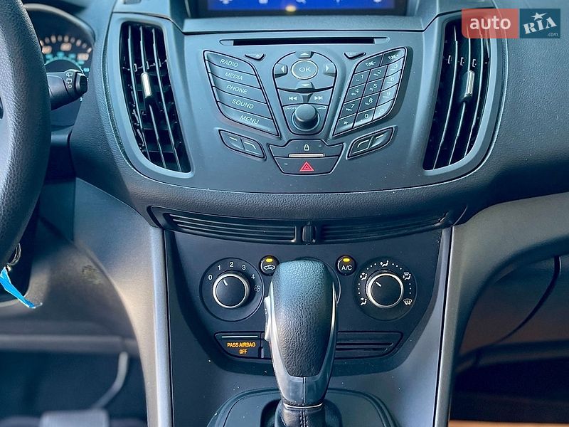 Позашляховик / Кросовер Ford Escape 2015 в Житомирі