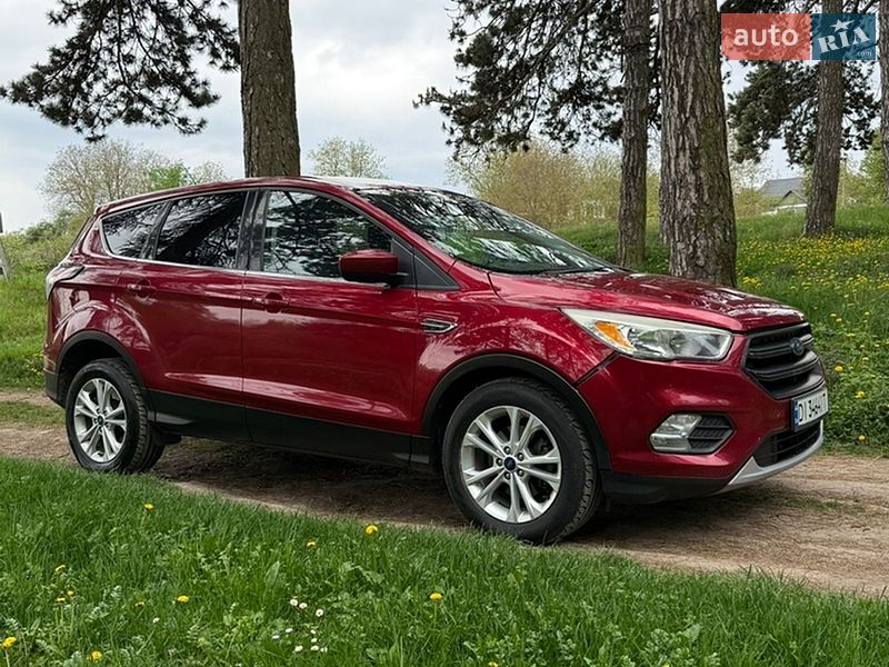Позашляховик / Кросовер Ford Escape 2017 в Ярмолинцях