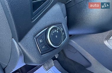 Позашляховик / Кросовер Ford Escape 2019 в Дубні