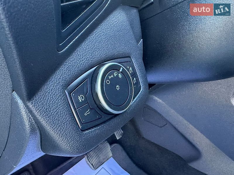 Позашляховик / Кросовер Ford Escape 2019 в Дубні