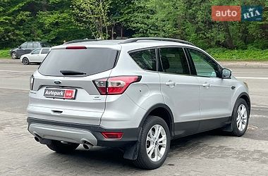 Внедорожник / Кроссовер Ford Escape 2017 в Киеве