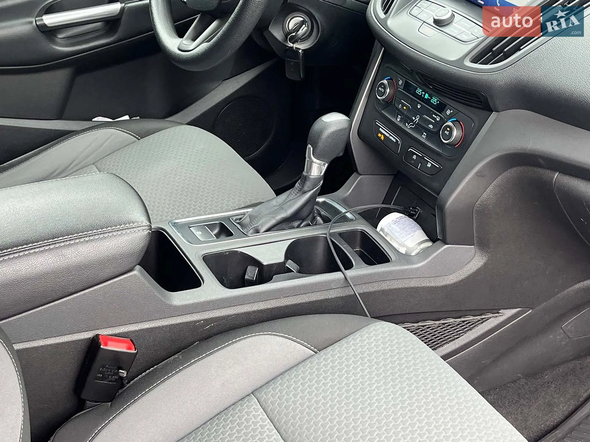 2017 Ford Escape - мініатюра 39