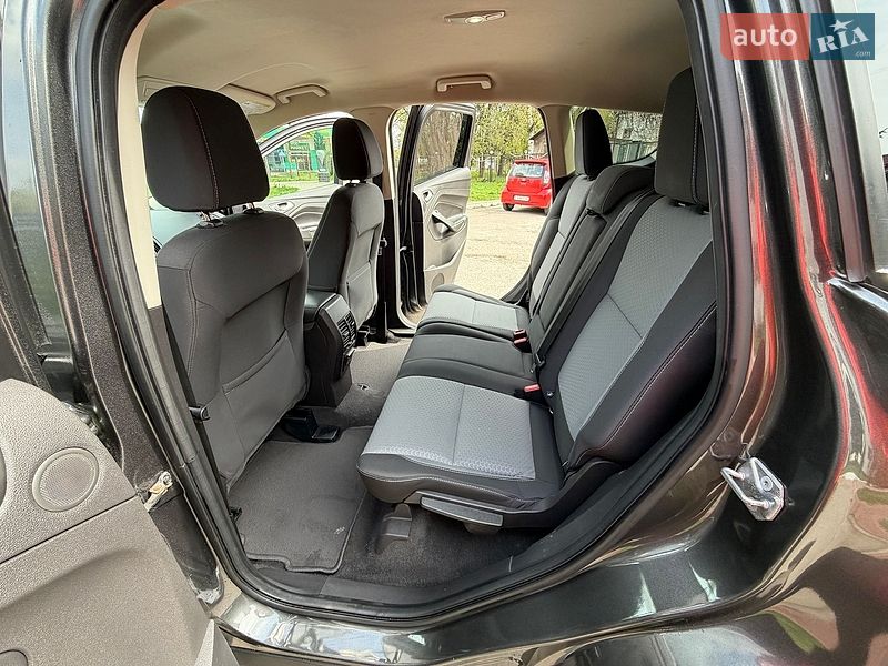 Внедорожник / Кроссовер Ford Escape 2016 в Киеве