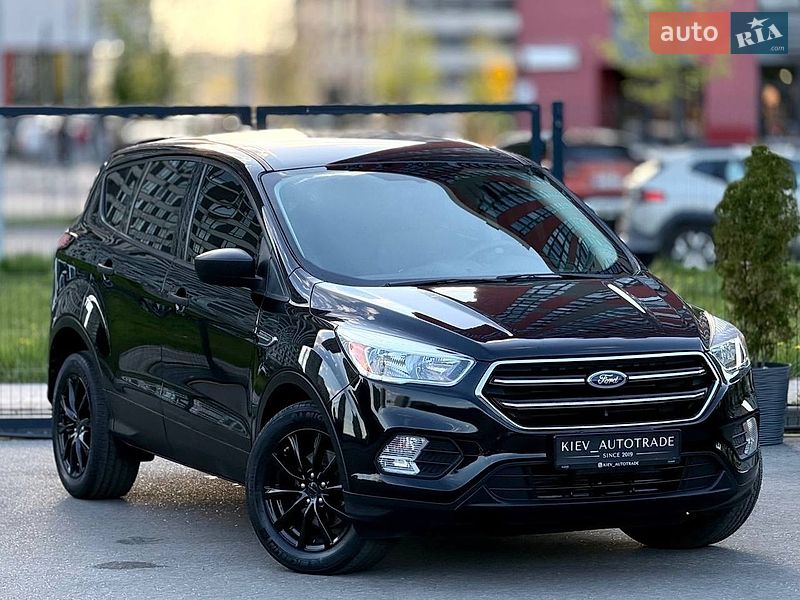 Внедорожник / Кроссовер Ford Escape 2018 в Киеве