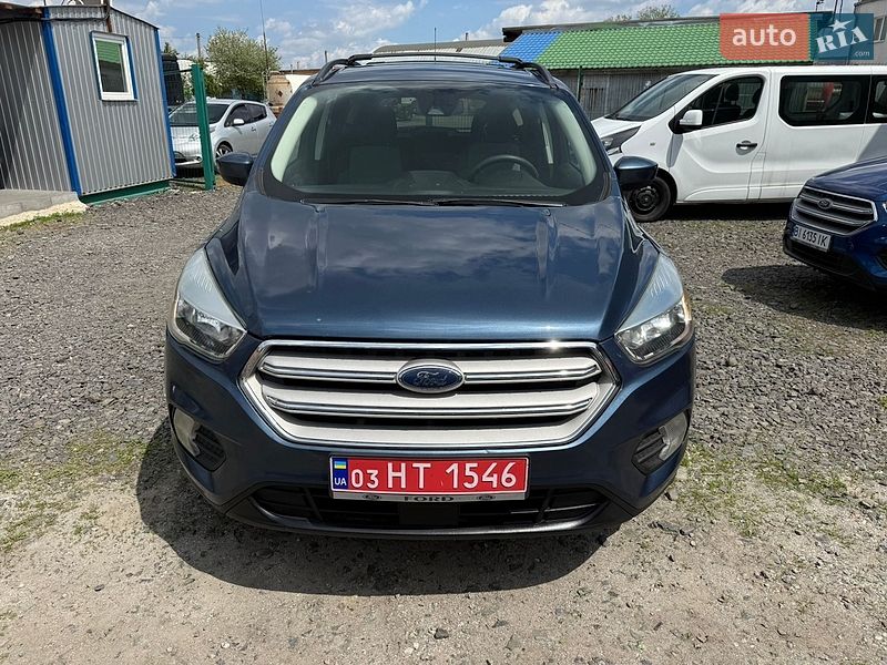 Внедорожник / Кроссовер Ford Escape 2018 в Полтаве