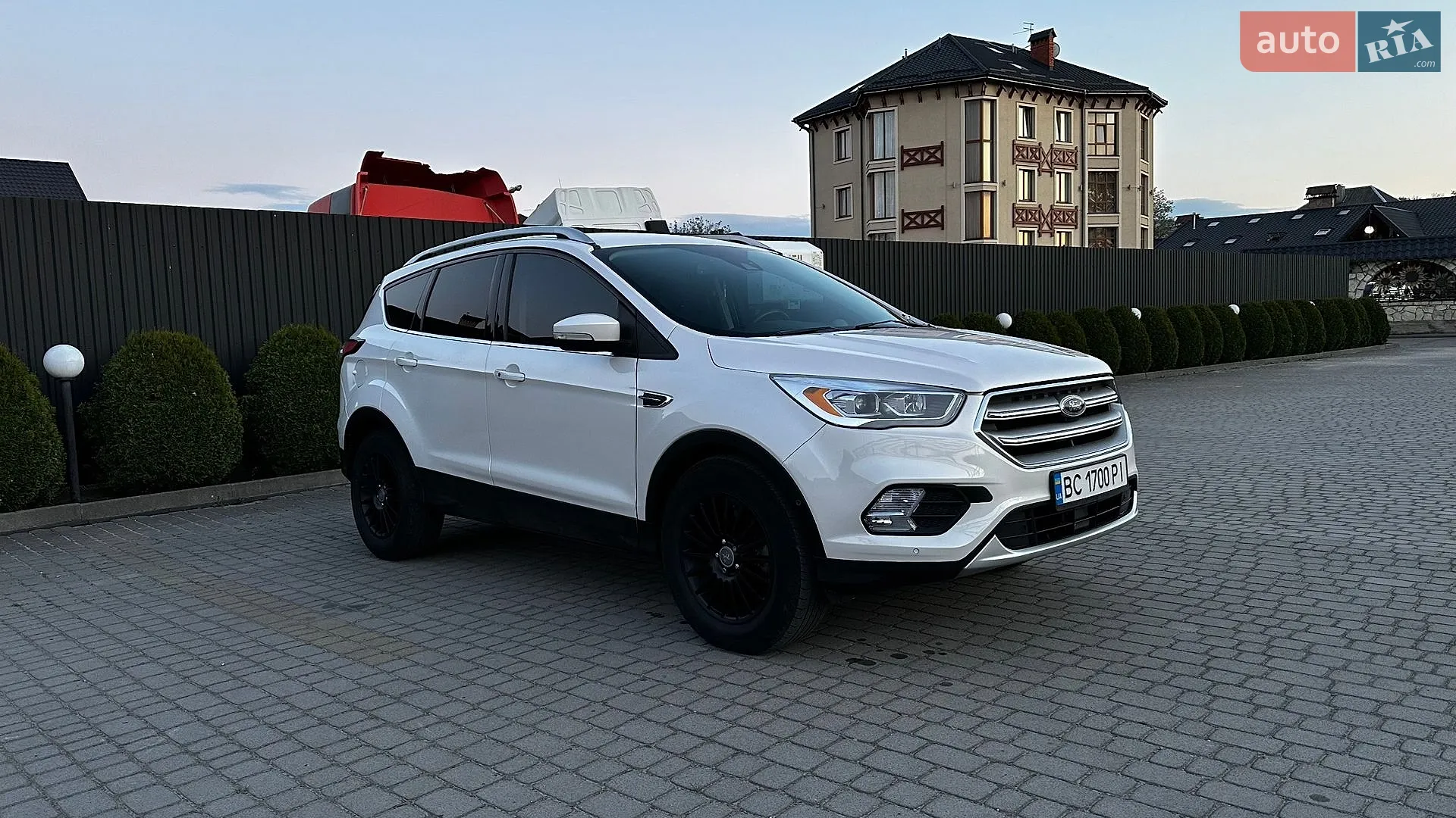 2018 Ford Escape - фото 1