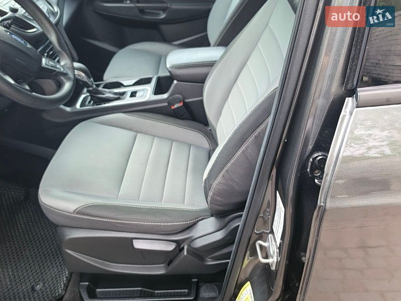 Внедорожник / Кроссовер Ford Escape 2017 в Изяславе