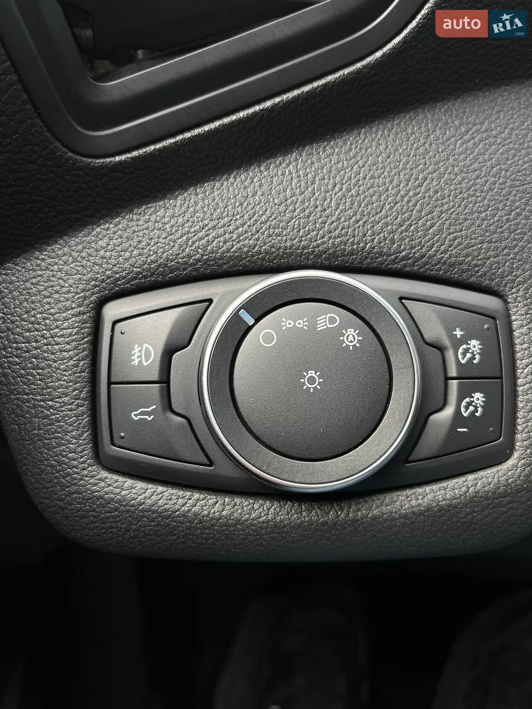 2018 Ford Escape - мініатюра 18