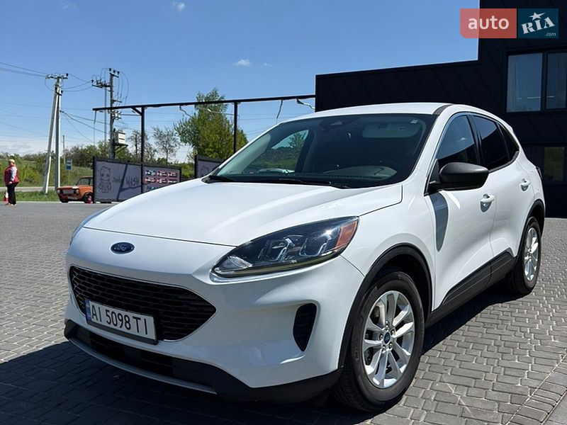 Позашляховик / Кросовер Ford Escape 2022 в Києві