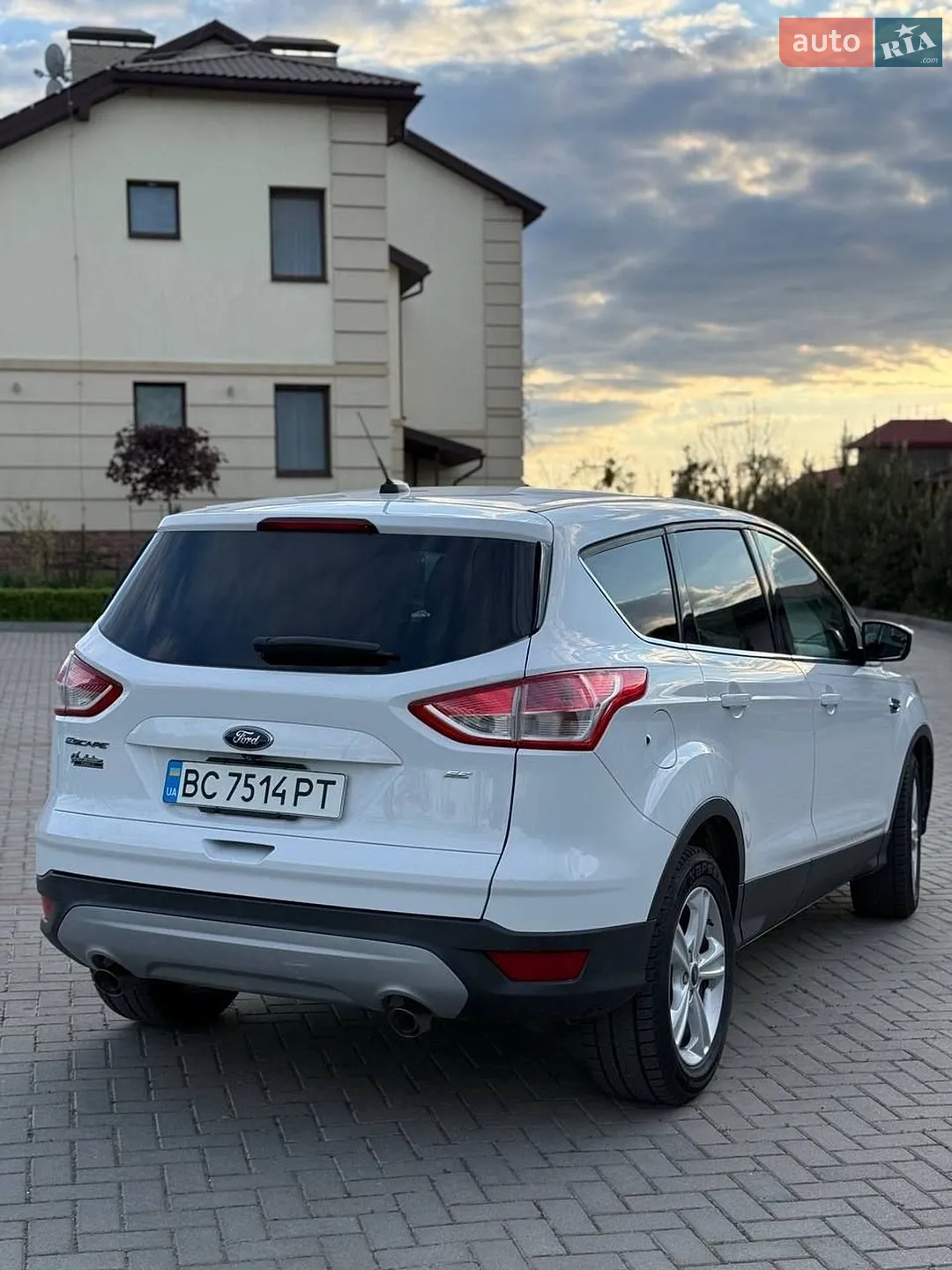 2015 Ford Escape - мініатюра 3