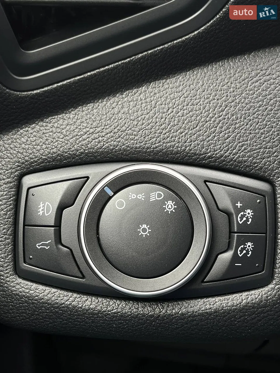 2018 Ford Escape - мініатюра 18