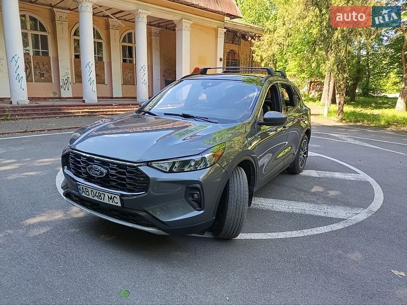 Позашляховик / Кросовер Ford Escape 2023 в Вінниці