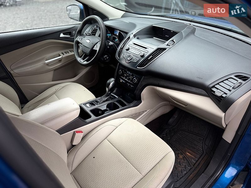 Позашляховик / Кросовер Ford Escape 2018 в Львові