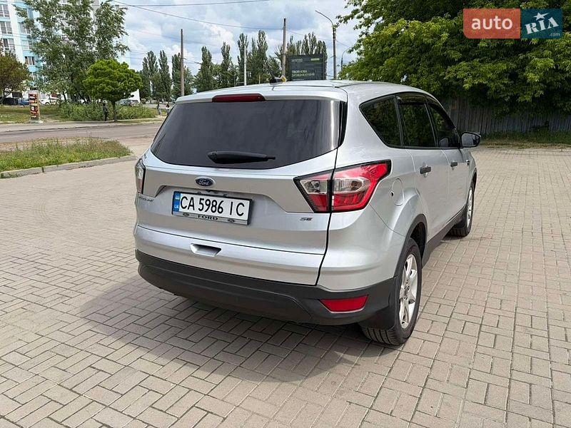 Позашляховик / Кросовер Ford Escape 2018 в Черкасах