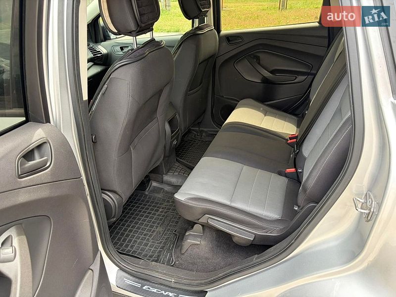 Позашляховик / Кросовер Ford Escape 2018 в Черкасах