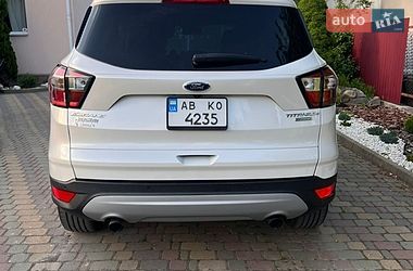 Внедорожник / Кроссовер Ford Escape 2017 в Виннице