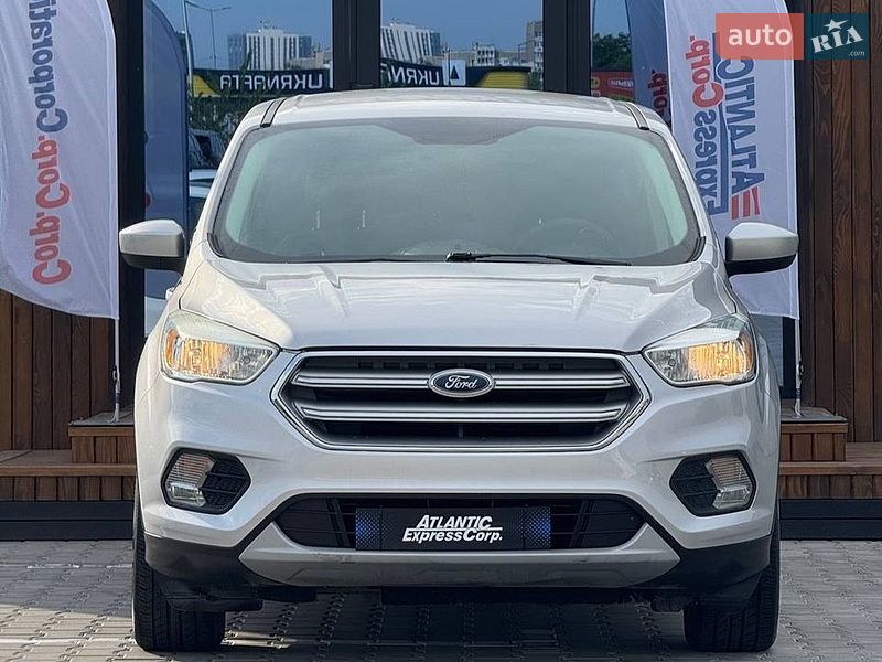 Позашляховик / Кросовер Ford Escape 2016 в Києві