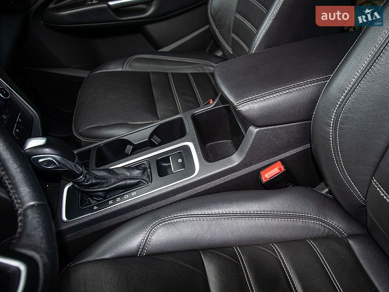 Внедорожник / Кроссовер Ford Escape 2018 в Хмельницком