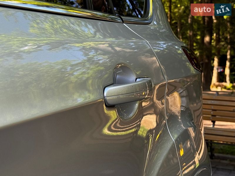 Позашляховик / Кросовер Ford Escape 2015 в Дрогобичі