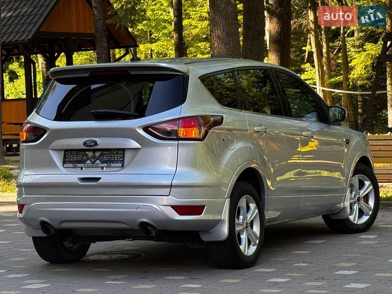 Позашляховик / Кросовер Ford Escape 2015 в Дрогобичі