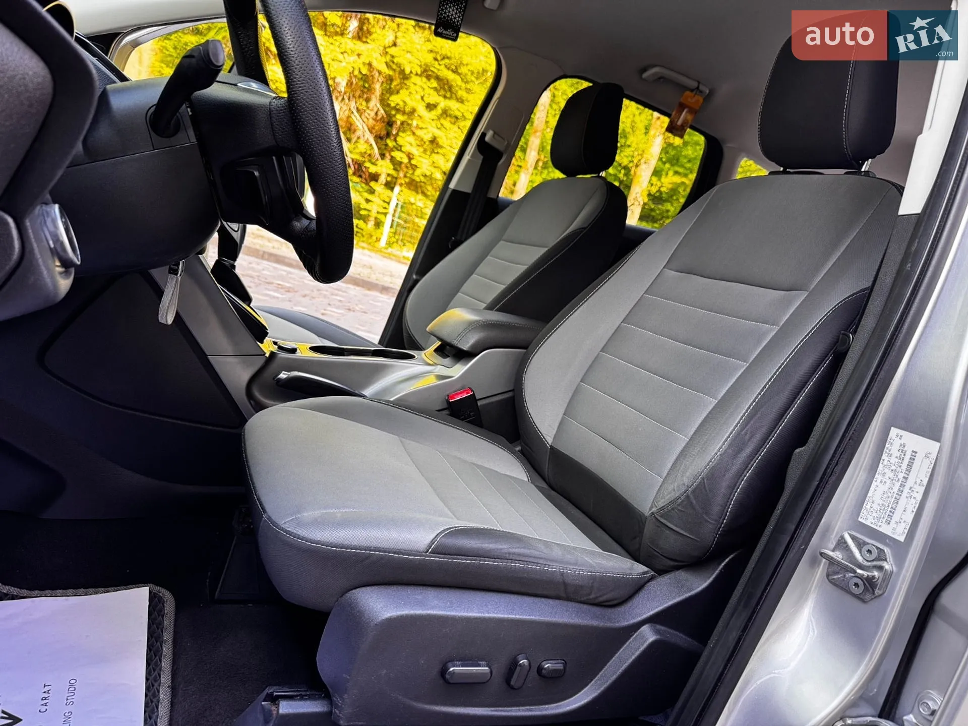 2015 Ford Escape - мініатюра 131