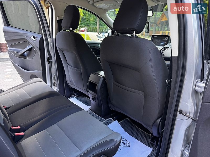 Позашляховик / Кросовер Ford Escape 2015 в Дрогобичі
