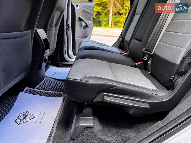 Позашляховик / Кросовер Ford Escape 2015 в Дрогобичі