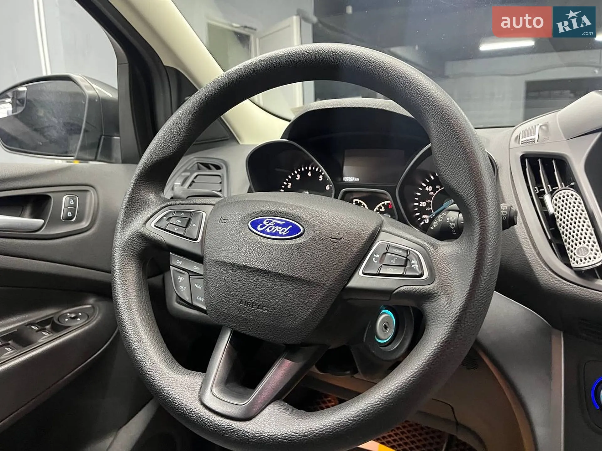 2018 Ford Escape - мініатюра 16