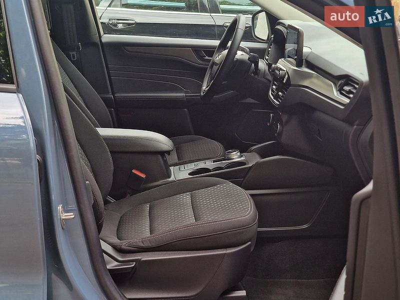 Внедорожник / Кроссовер Ford Escape 2025 в Одессе