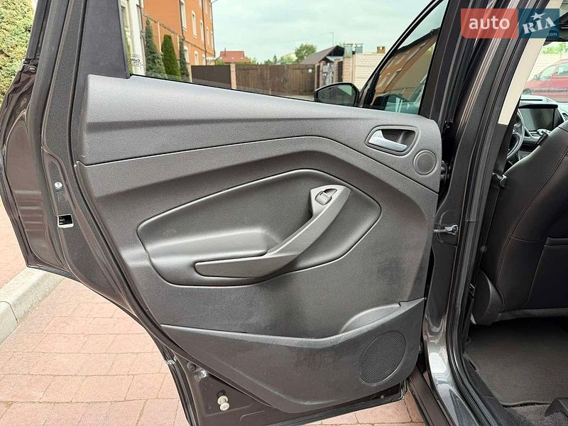 Позашляховик / Кросовер Ford Escape 2017 в Стрию фото 46 Позашляховик / Кросовер Ford Escape 2017 в Стрию