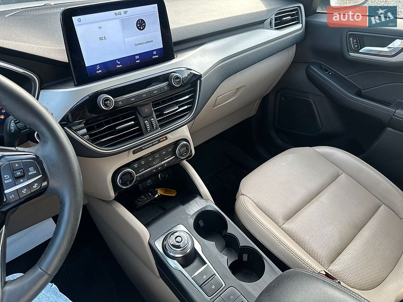 Внедорожник / Кроссовер Ford Escape 2021 в Львове