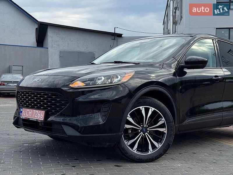 Позашляховик / Кросовер Ford Escape 2022 в Рівному фото Позашляховик / Кросовер Ford Escape 2022 в Рівному