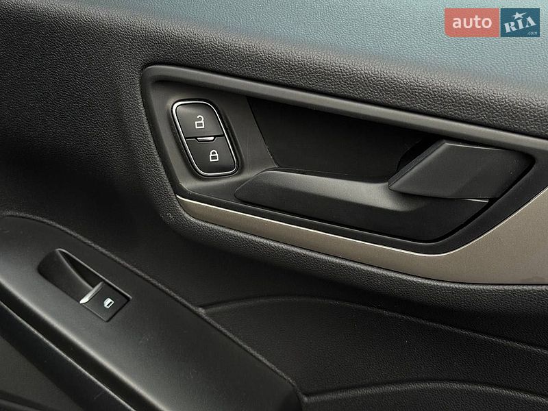 Позашляховик / Кросовер Ford Escape 2022 в Рівному фото 63 Позашляховик / Кросовер Ford Escape 2022 в Рівному