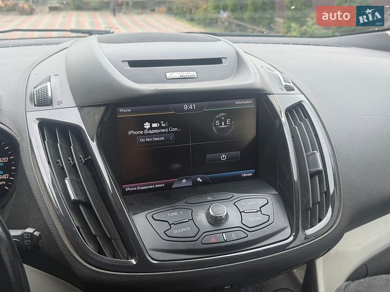 Внедорожник / Кроссовер Ford Escape 2013 в Черкассах