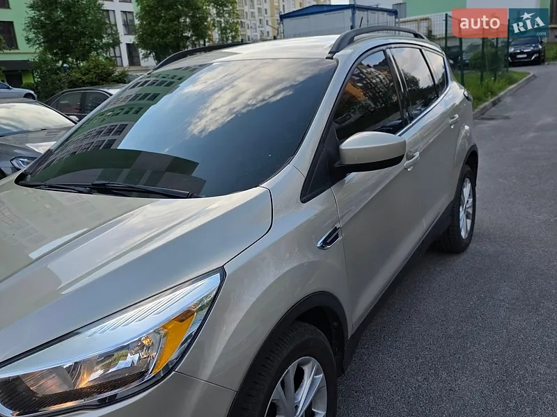 Ford Escape