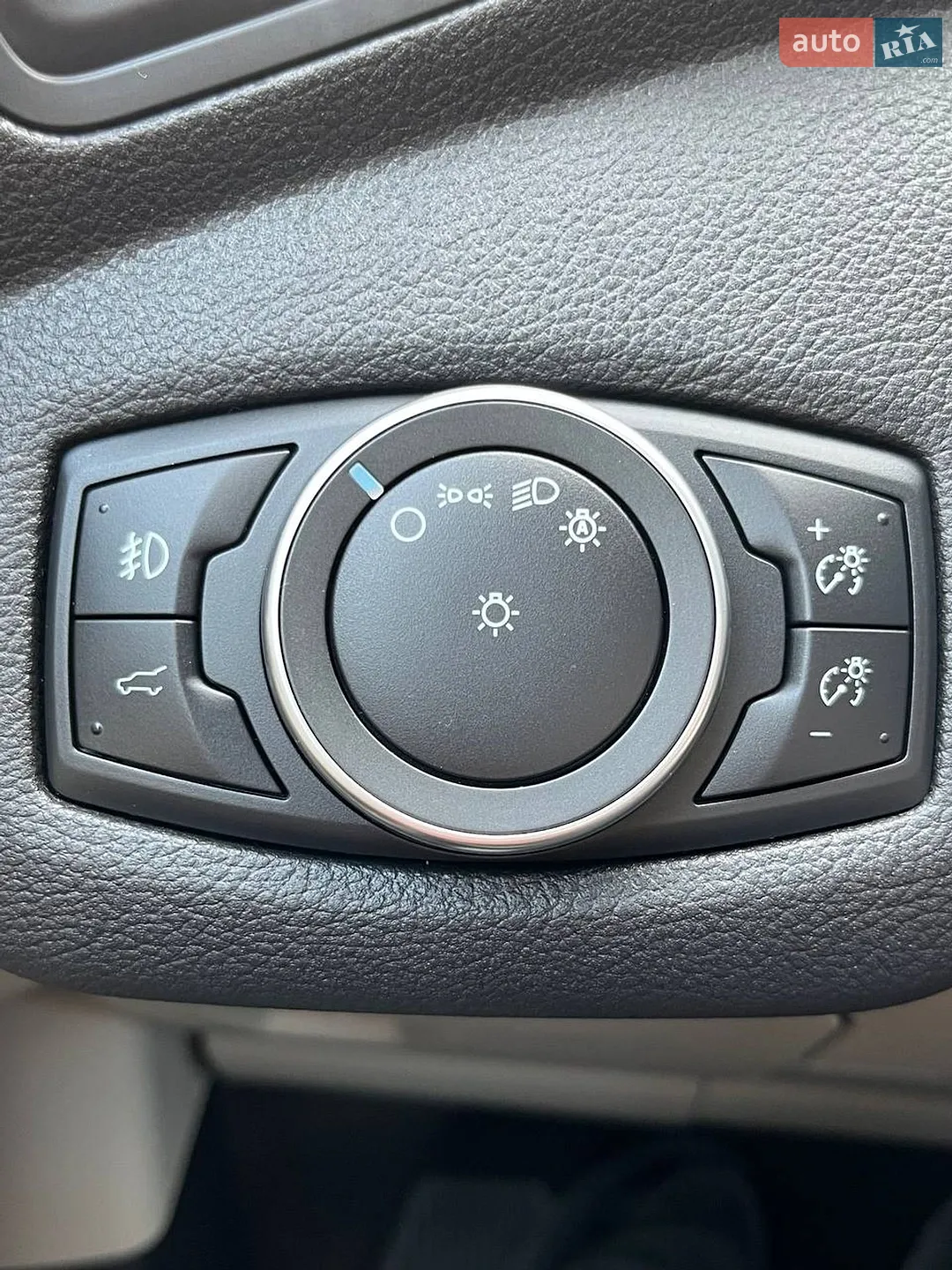 2019 Ford Escape - мініатюра 27