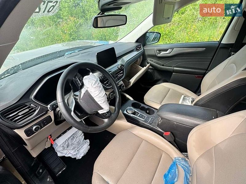 Позашляховик / Кросовер Ford Escape 2021 в Львові
