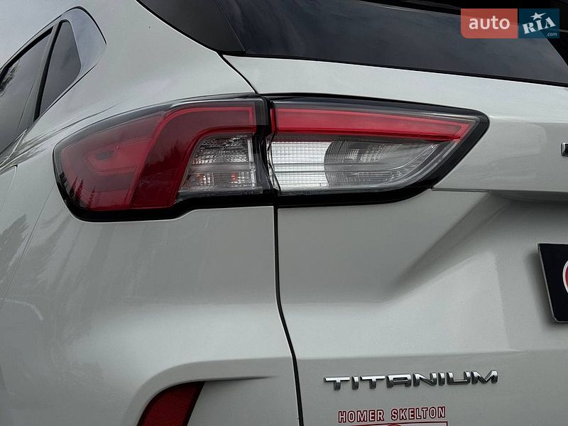 Позашляховик / Кросовер Ford Escape 2020 в Рівному