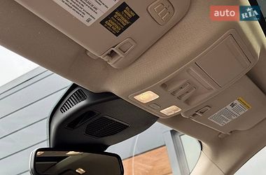 Позашляховик / Кросовер Ford Escape 2020 в Рівному
