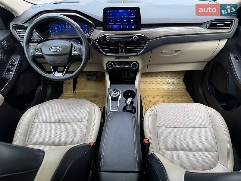 Позашляховик / Кросовер Ford Escape 2020 в Рівному