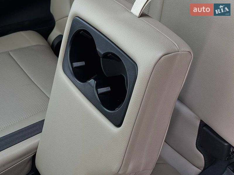 Позашляховик / Кросовер Ford Escape 2020 в Рівному