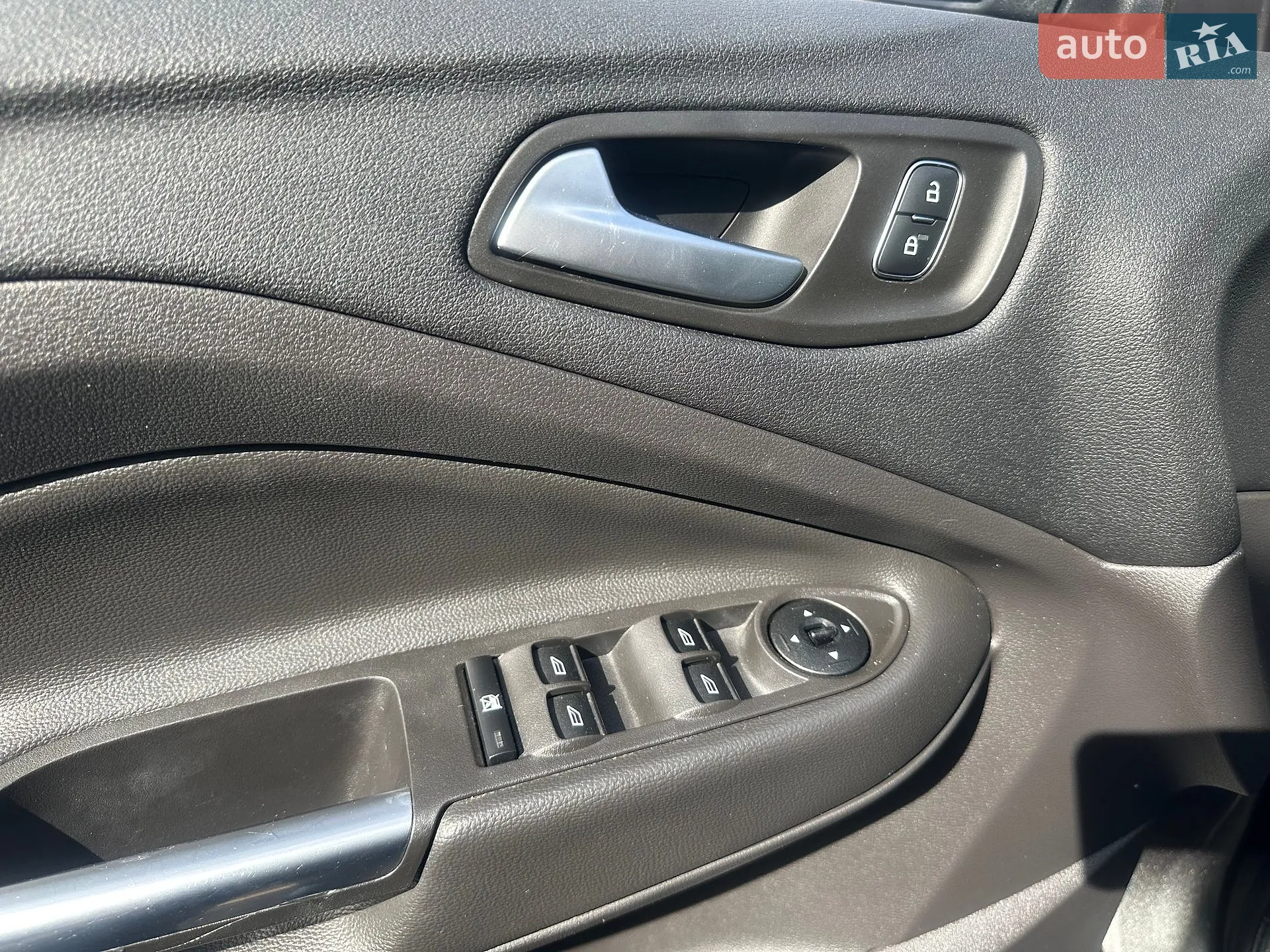 2018 Ford Escape - мініатюра 12