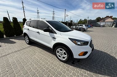 Внедорожник / Кроссовер Ford Escape 2019 в Львове