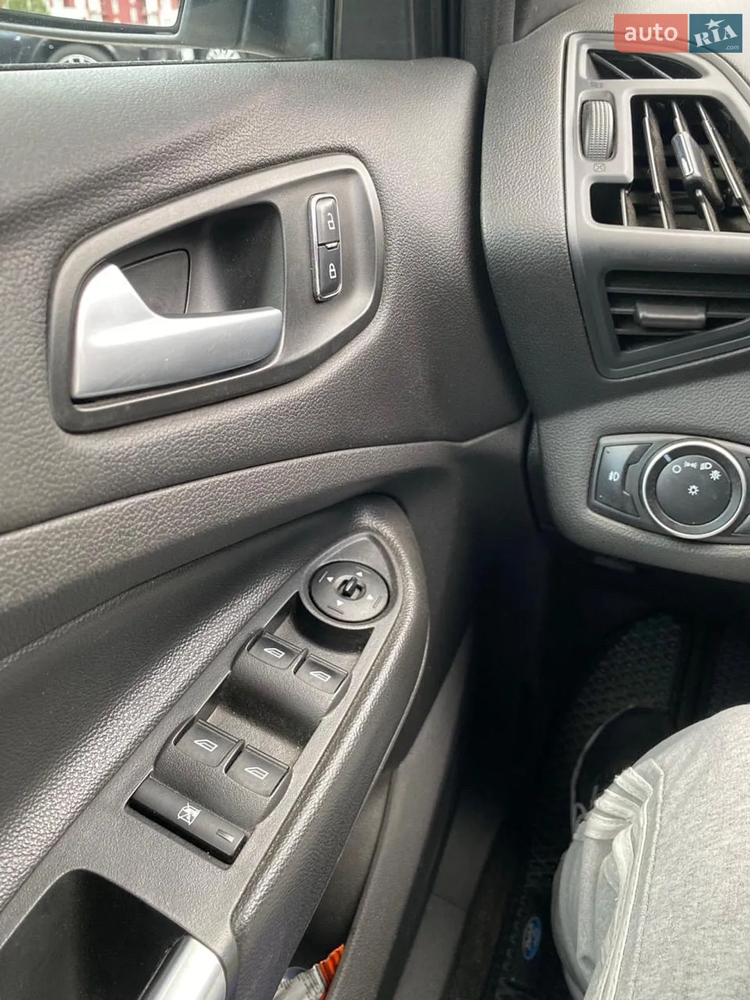 2015 Ford Escape - мініатюра 16