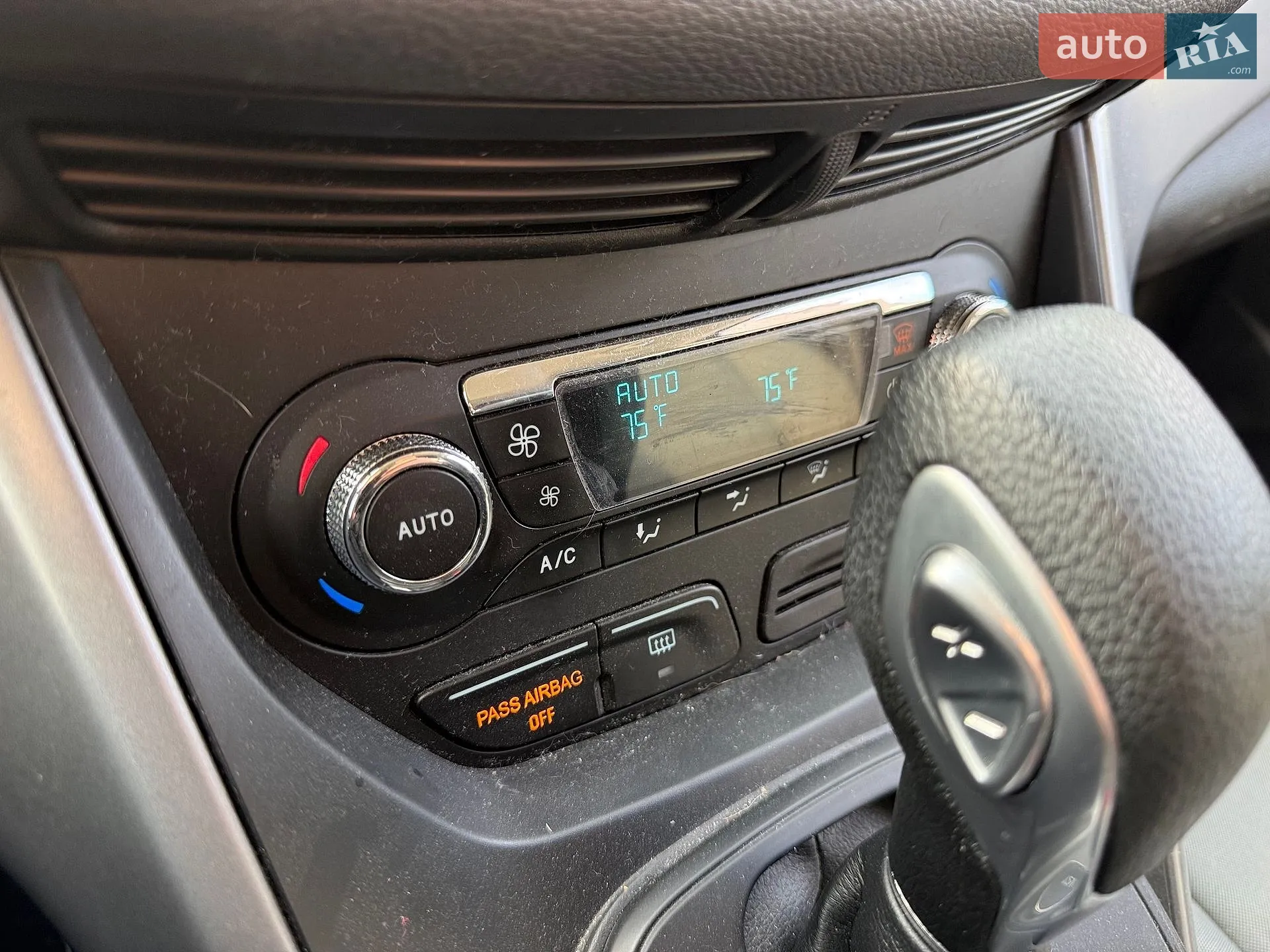 2016 Ford Escape - мініатюра 13
