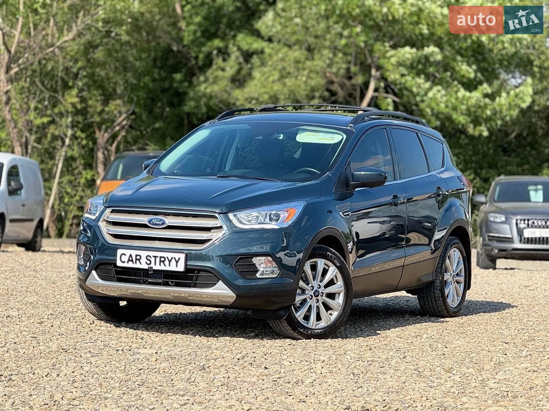 2019 Ford Escape - фото 1