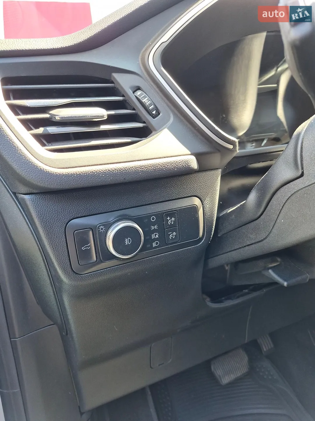 2020 Ford Escape - мініатюра 9