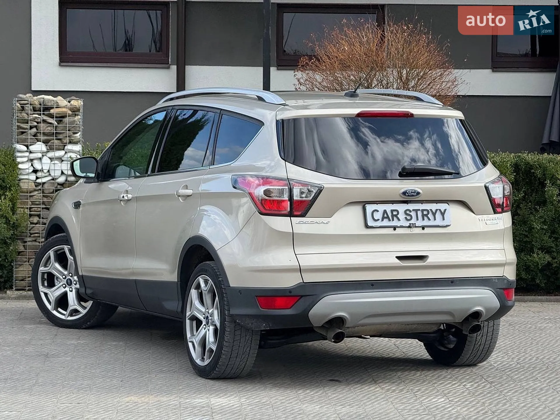 2017 Ford Escape - мініатюра 3